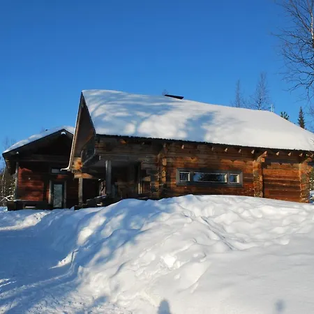 Northern Lights Opposite The Mountains بيت خشبي Ylikyro
